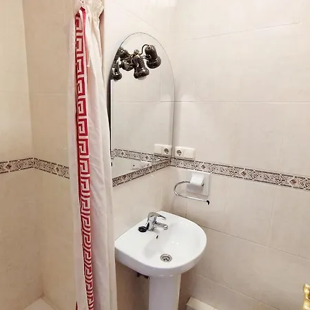 Reales * エステポナ