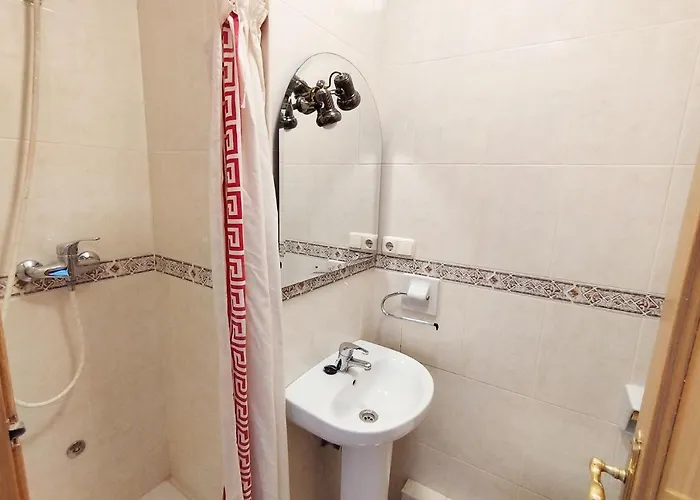 Reales * 에스테포나